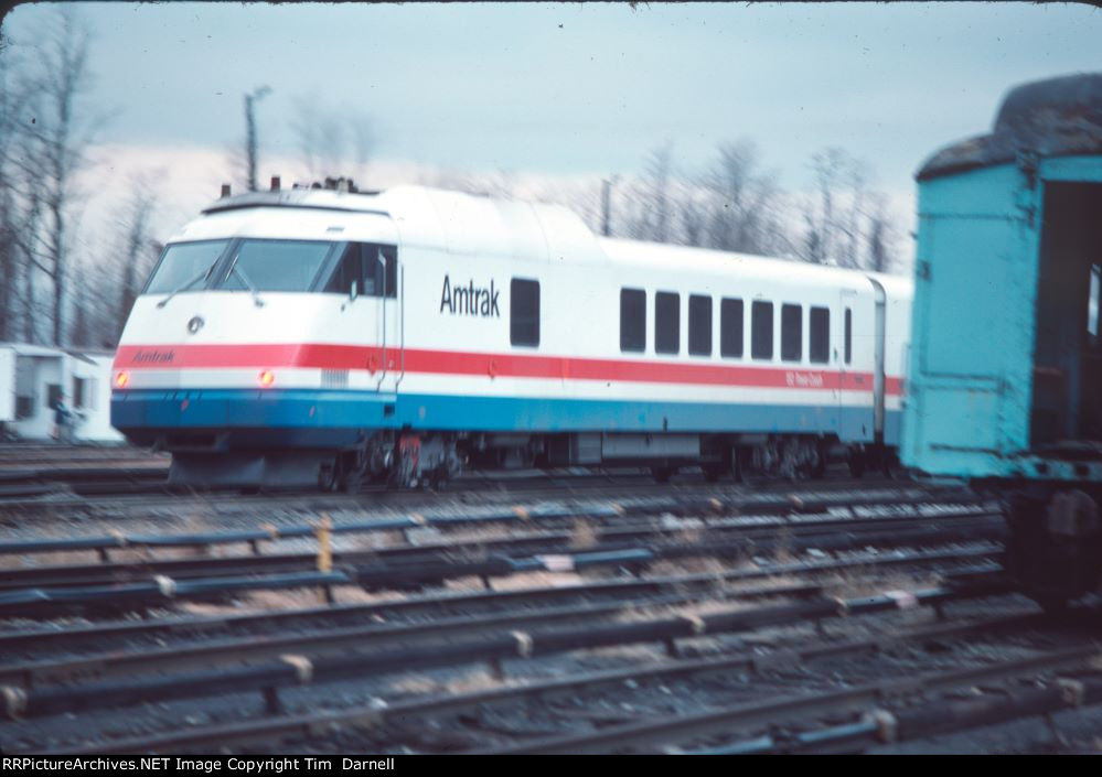 AMTK 162 streaks thru the yard